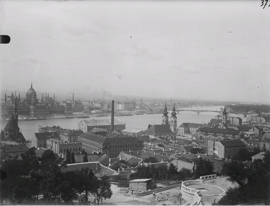 Mercoledì Fotografico – Budapest nel 1903, Giotto Dainelli