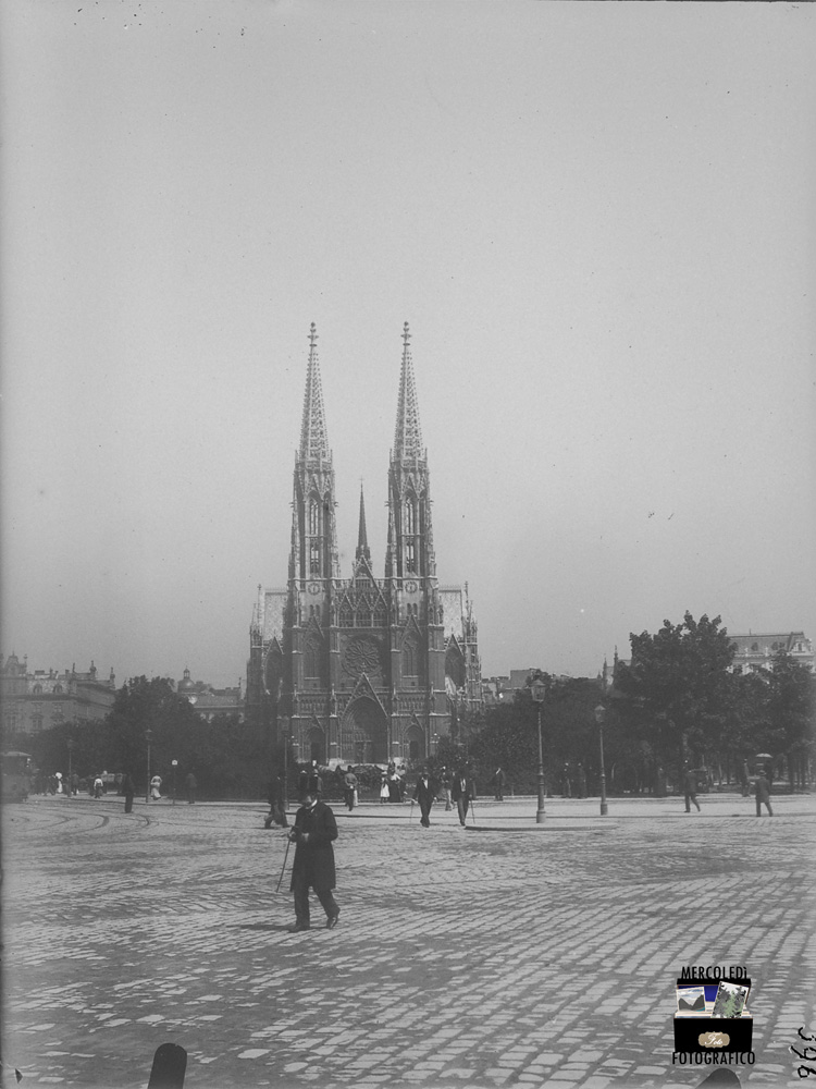 Mercoledì Fotografico – Vienna a Stephansplatz, Giotto Dainelli, 1903