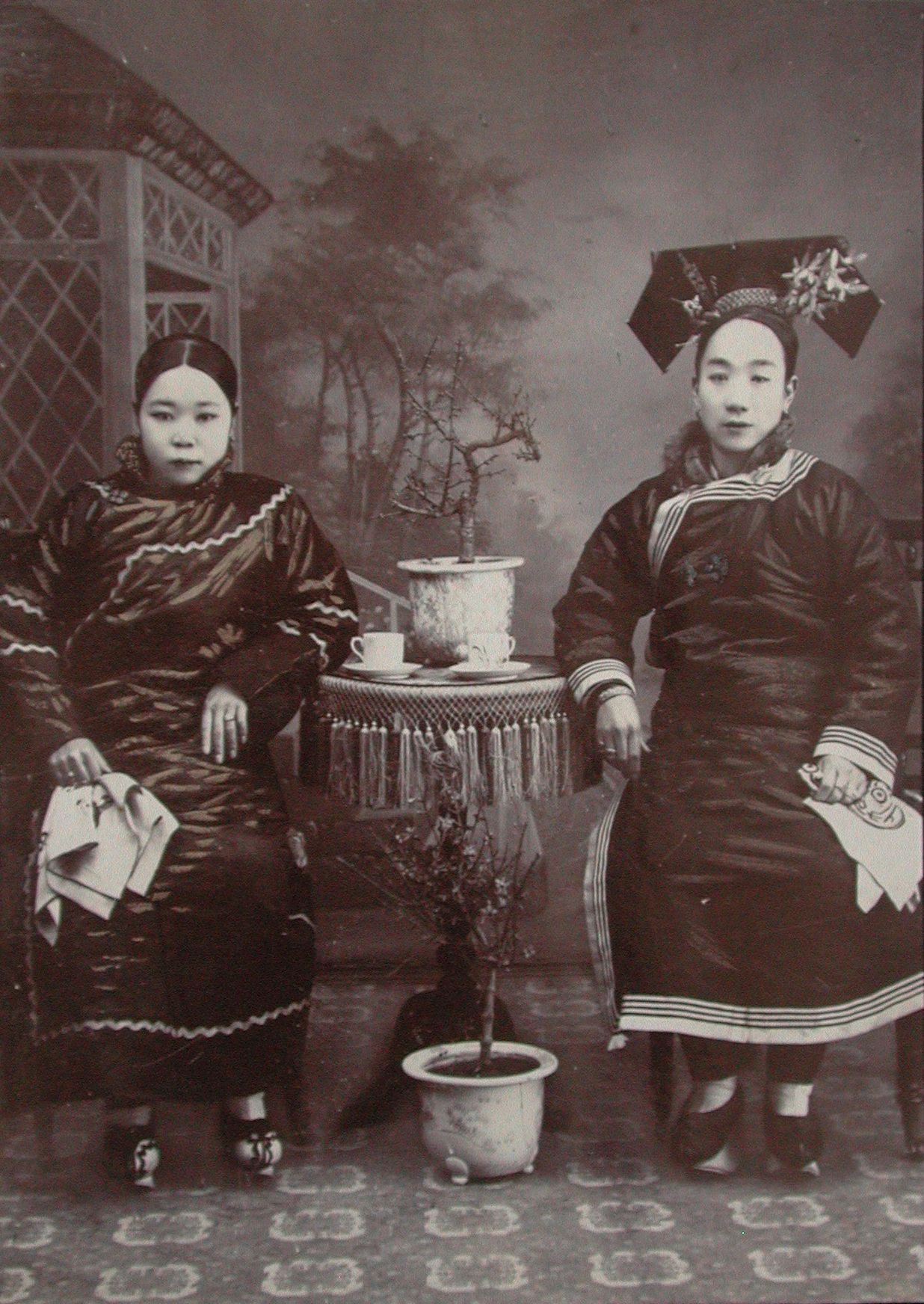Vittorio Betteloni, il modo di vestire dei cinesi, 1910